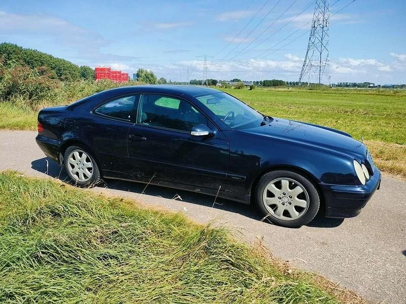 Occasion Mercedes CLK200 Elegance 163 PK (119 kW) 2002 Blauw Coupé