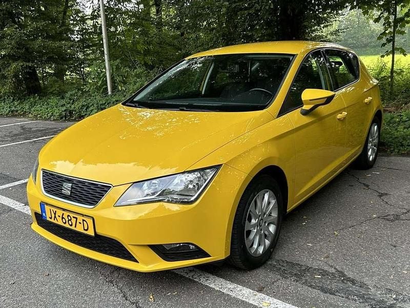 Occasion Seat Leon Style 110 PK (80 kW) 2016 Geel Hatchback