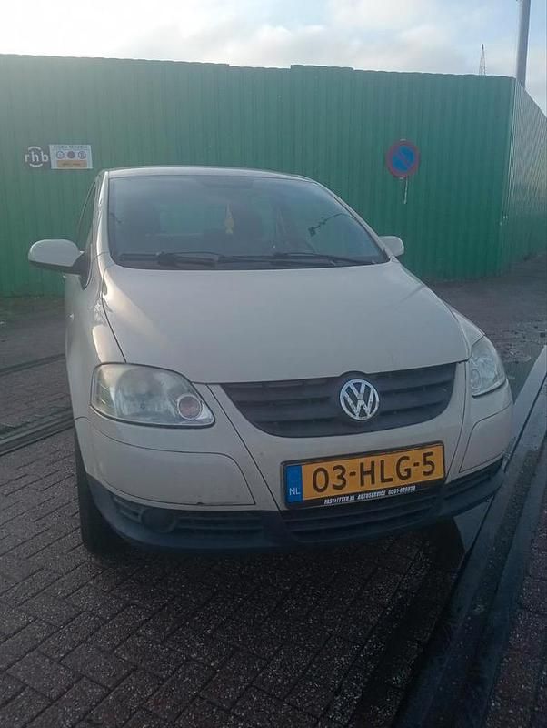 Occasion 2009 VW Fox Hatchback | € 800 (Eerlijke prijs) - Afbeelding 1/4