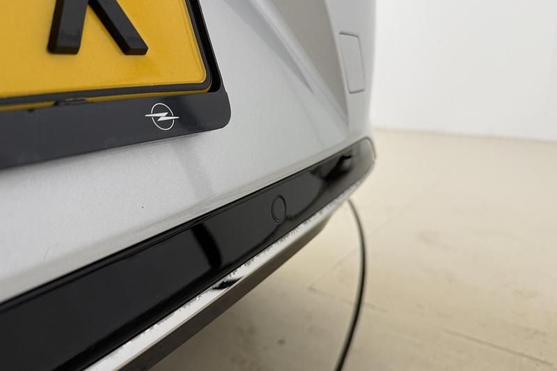 Occasion Opel Astra GS Line 131 PK (96 kW) 2022 Zwart Hatchback