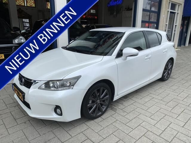 Wit Gebruikt 2012 Lexus CT200h Business Edition Hatchback | € 8.699 (Goede deal) - Afbeelding 1/4