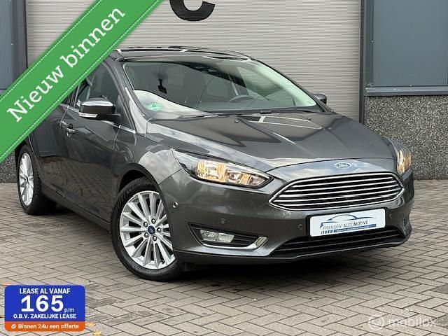 Grijs Gebruikt 2015 Ford Focus Titanium Stationwagen | € 9.999 (Goede deal) - Afbeelding 1/4