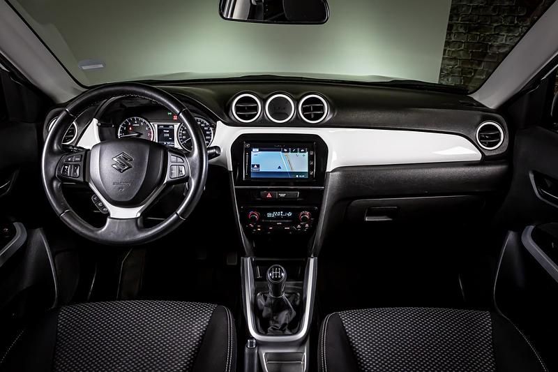 Occasion Suzuki Vitara Exclusive 120 PK (88 kW) 2015 Wit SUV