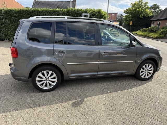 Occasion VW Touran Highline 105 PK (77 kW) 2014 Grijs MPV