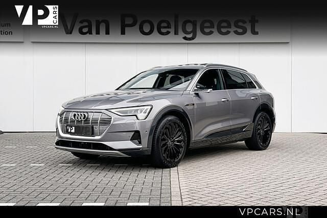 Grijs Gebruikt 2019 Audi e-tron Advanced SUV | € 29.900 (Eerlijke prijs) - Afbeelding 1/4