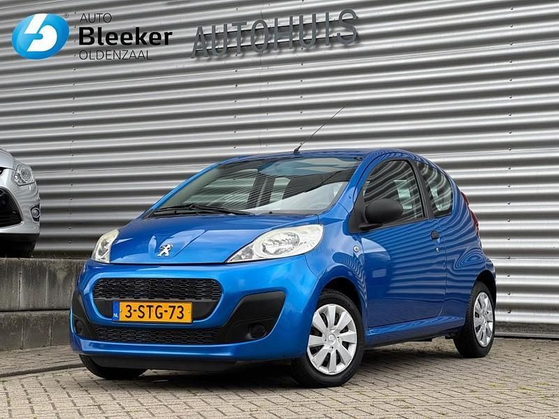 Blauw Gebruikt 2013 Peugeot 107 Access Hatchback | € 3.950 (Eerlijke prijs) - Afbeelding 1/4