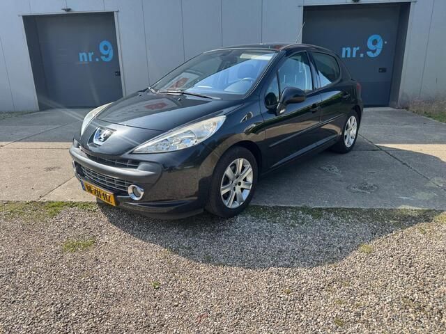 Zwart Gebruikt 2008 Peugeot 207 Hatchback | € 2.749 (Eerlijke prijs) - Afbeelding 1/4
