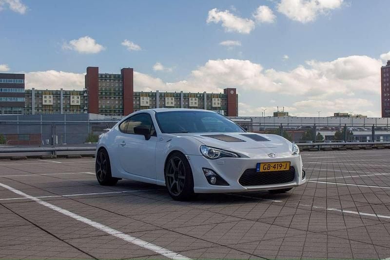 Wit Gebruikt 2014 Toyota GT86 GT Coupé | € 19.500 - Afbeelding 1/4
