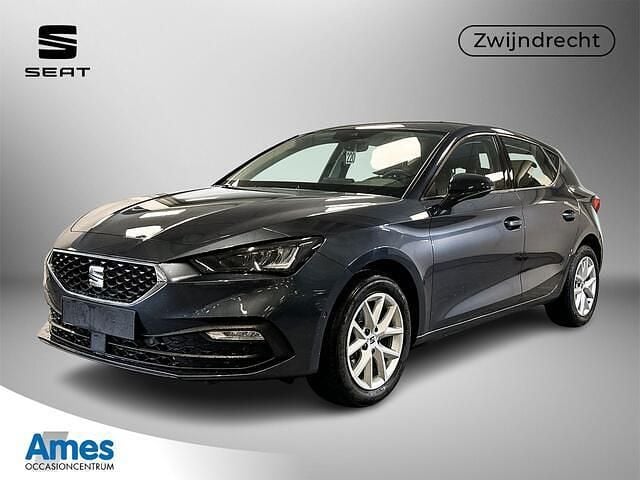 Grijs Gebruikt 2025 Seat Leon Style Hatchback | € 27.995 (Eerlijke prijs) - Afbeelding 1/3