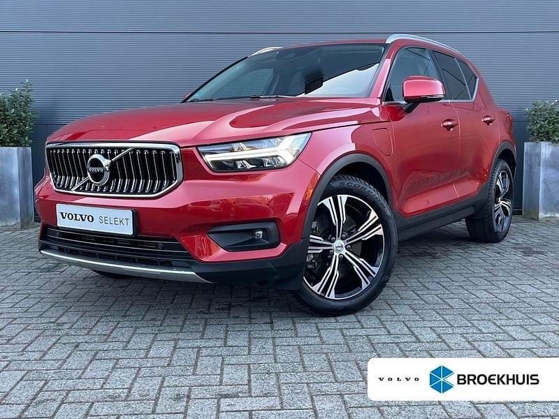 Rood Gebruikt 2021 Volvo XC40 Inscription SUV | € 29.895 (Super prijs) - Afbeelding 1/4