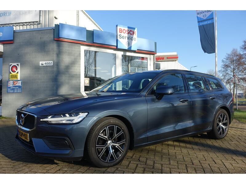 Blauw Gebruikt 2021 Volvo V60 Momentum Stationwagen | € 21.950 (Super prijs) - Afbeelding 1/4