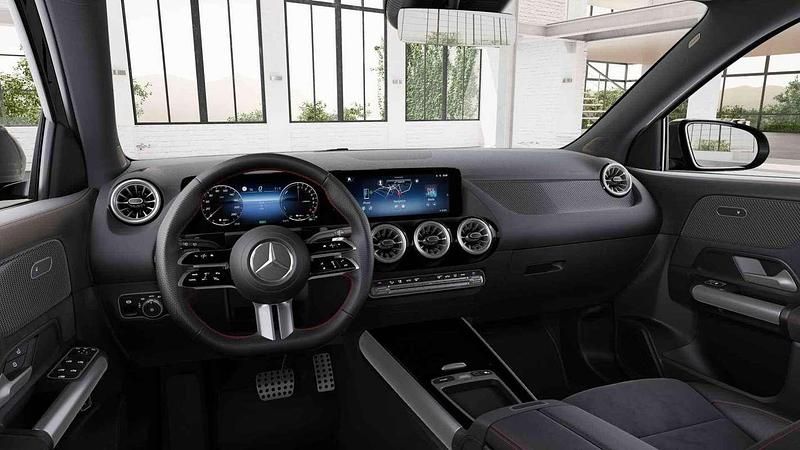 Occasion Mercedes GLA250 Business 163 PK (119 kW) 2025 Zwart SUV