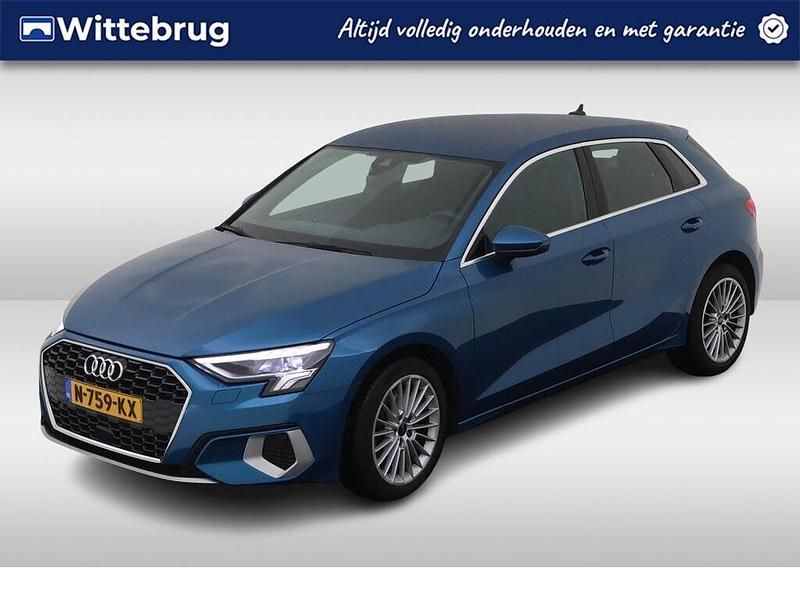 Blauw Gebruikt 2021 Audi A3 Business Hatchback | € 23.950 (Eerlijke prijs) - Afbeelding 1/3