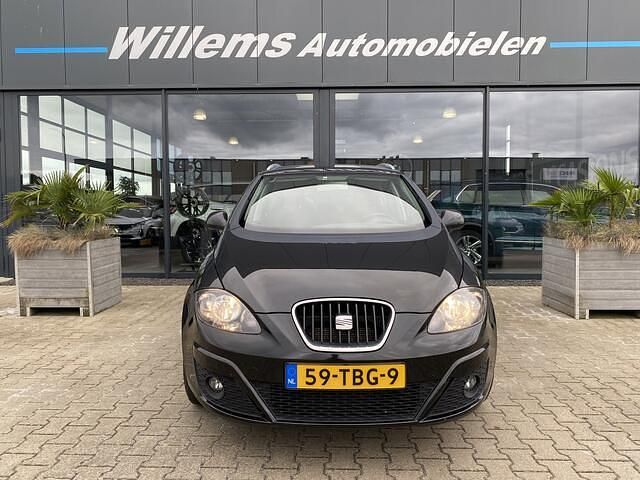 Zwart Gebruikt 2012 Seat Altea XL Copa MPV | € 3.950 (Eerlijke prijs) - Afbeelding 1/3