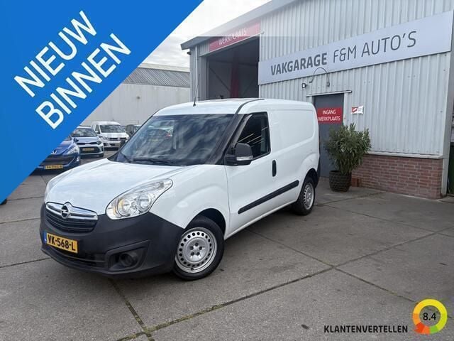 Wit Gebruikt 2014 Opel Combo Sport MPV | € 4.950 (Goede deal) - Afbeelding 1/4