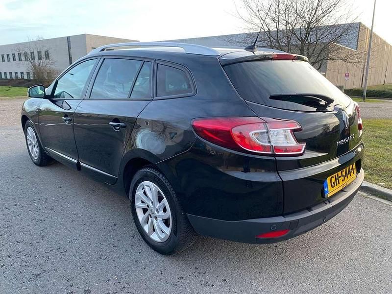 Occasion Renault Mégane GrandTour LIMITED 116 PK (85 kW) 2015 Zwart Stationwagen