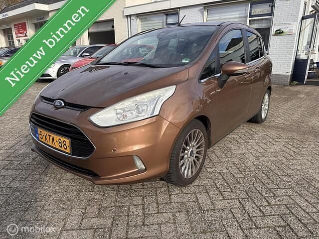 Bruin Gebruikt 2013 Ford B-MAX Titanium MPV | € 3.275 (Goede deal) - Afbeelding 1/4