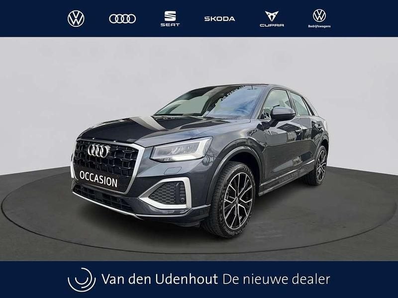 Grijs, metallic lak Gebruikt 2022 Audi Q2 Advanced SUV | € 31.950 (Duur) - Afbeelding 1/3