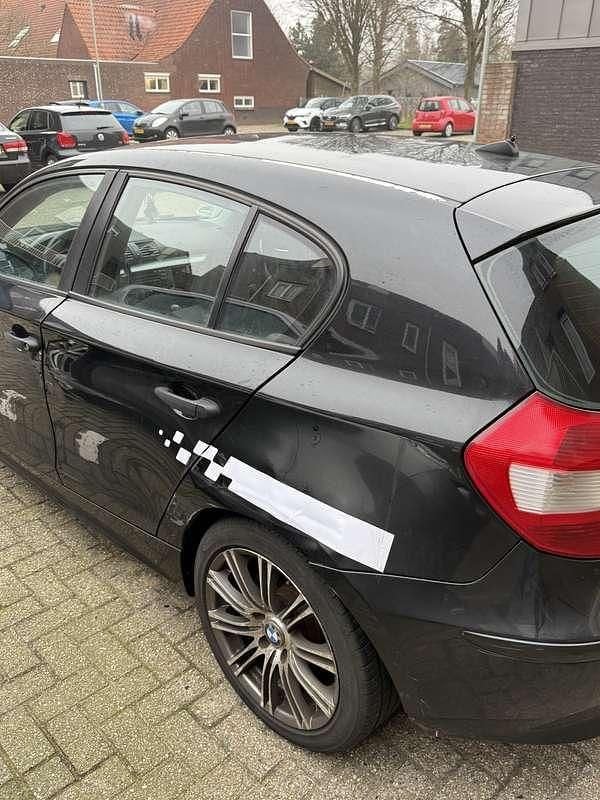 Occasion BMW 116 116 PK (85 kW) 2005 Zwart Hatchback