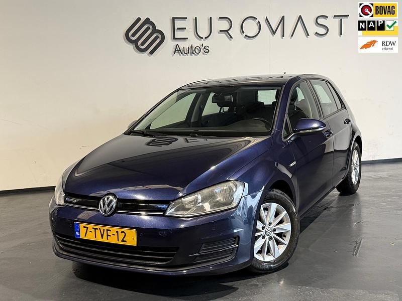 Blauw Gebruikt 2014 VW Golf VII Comfortline Hatchback | € 6.450 (Eerlijke prijs) - Afbeelding 1/4