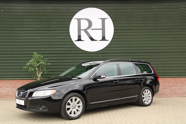Zwart Gebruikt 2009 Volvo V70 Momentum Stationwagen | € 15.940 (Duur) - Afbeelding 1/4