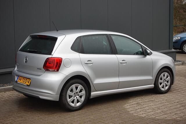 Occasion VW Polo Comfortline 75 PK (55 kW) 2012 Grijs (metallic) Hatchback