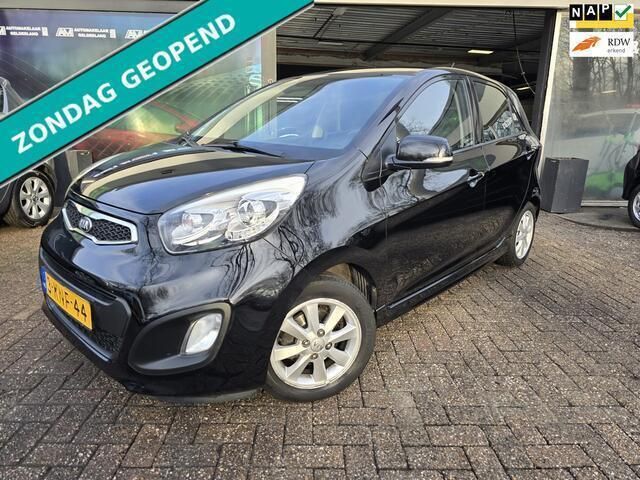 Zwart Gebruikt 2013 Kia Picanto Plus Hatchback | € 6.450 (Eerlijke prijs) - Afbeelding 1/4