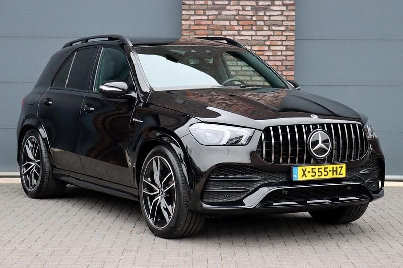 Occasion Mercedes GLE580 AMG line 490 PK (360 kW) 2022 Zwart SUV