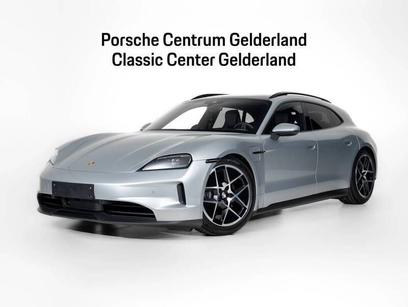 Dolomietzilver metallic Gebruikt 2025 Porsche Taycan Sport Turismo Sedan | € 114.900 - Afbeelding 1/4