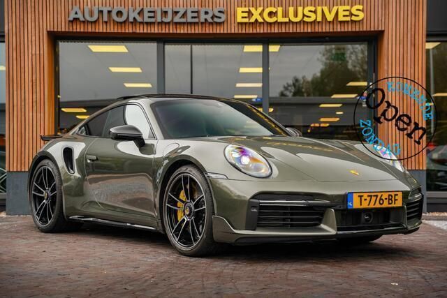 Groen Gebruikt 2023 Porsche 911 Turbo S Coupé | € 339.900 - Afbeelding 1/4