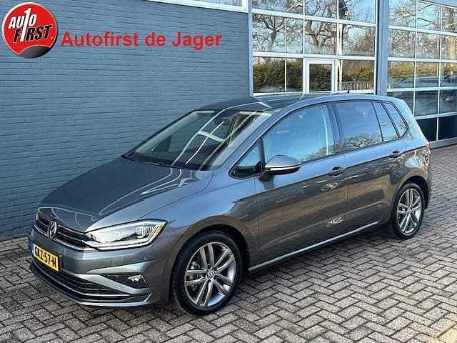 Occasion VW Golf Highline 2024 Grijs MPV