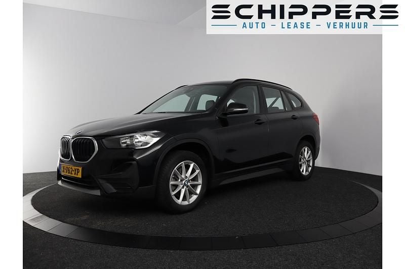 Zwart Gebruikt 2022 BMW X1 SUV | € 26.900 (Goede deal) - Afbeelding 1/4