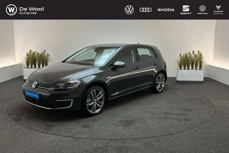 Grijs Gebruikt 2020 VW e-Golf Hatchback | € 12.900 (Eerlijke prijs) - Afbeelding 1/3