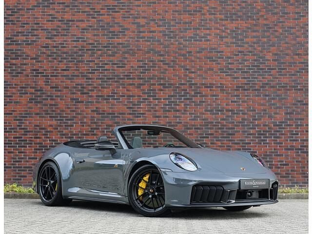 Grijs Gebruikt 2025 Porsche 911 Carrera GTS Cabriolet | € 269.950 - Afbeelding 1/4