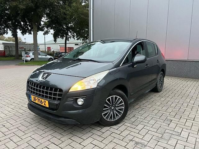 Grijs Gebruikt 2010 Peugeot 3008 SUV | € 3.499 (Eerlijke prijs) - Afbeelding 1/4