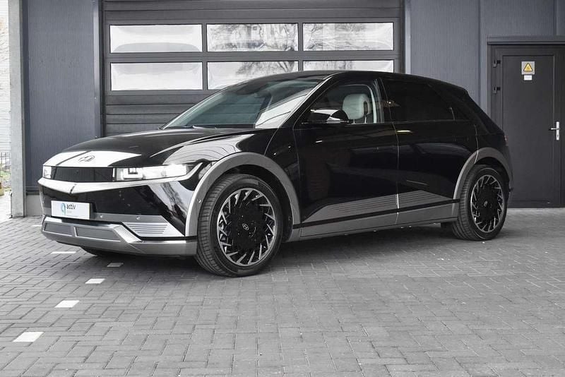 Zwart Gebruikt 2023 Hyundai Ioniq 6 Sedan | € 41.990 - Afbeelding 1/4