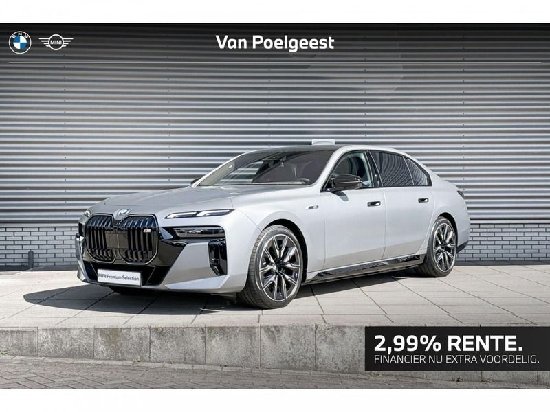 Frozen pure grey metallic Gebruikt 2024 BMW i7 Comfort Edition Sedan | € 129.900 - Afbeelding 1/4