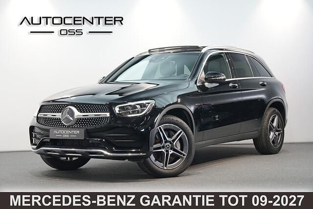 Zwart Occasion 2021 Mercedes GLC300 Business SUV | € 45.895 (Iets duurder) - Afbeelding 1/3