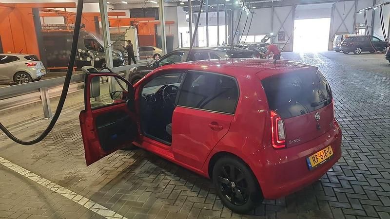 Occasion Skoda Citigo Ambition 71 PK (52 kW) 2017 Rood Hatchback