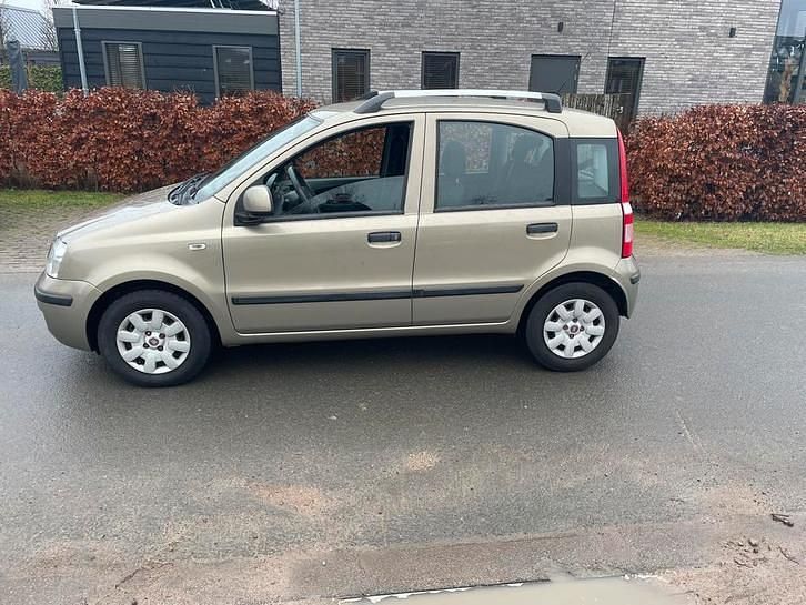 Occasion 2011 Fiat Panda Hatchback | € 2.450 (Goede deal) - Afbeelding 1/4