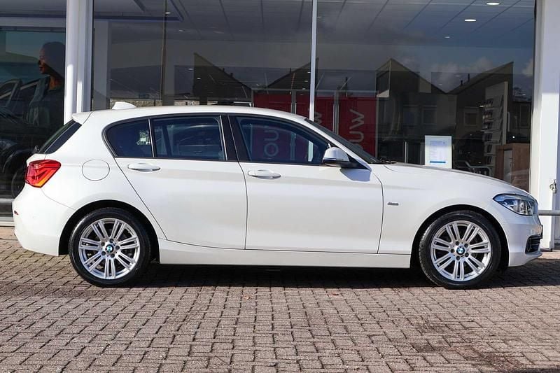 Occasion BMW 118 Executive 136 PK (100 kW) 2017 Wit Hatchback