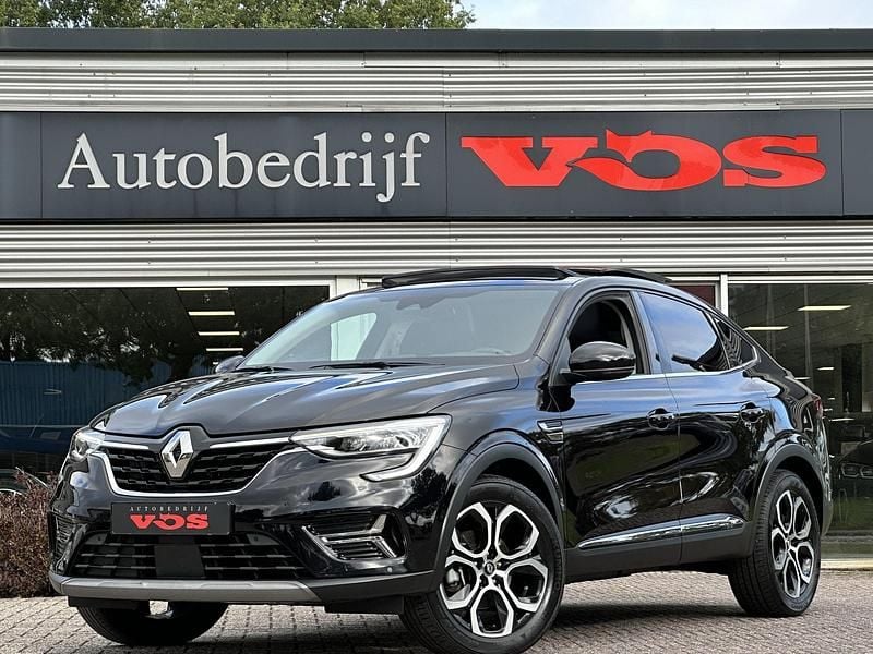 Zwart Gebruikt 2022 Renault Arkana Intens SUV | € 22.900 (Goede deal) - Afbeelding 1/4