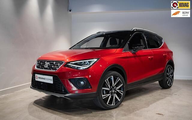 Rood Gebruikt 2018 Seat Arona FR SUV | € 17.995 (Eerlijke prijs) - Afbeelding 1/4