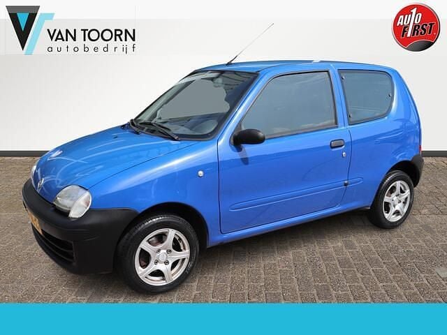 Blauw Gebruikt 2003 Fiat Seicento S Hatchback | € 1.198 (Eerlijke prijs) - Afbeelding 1/4
