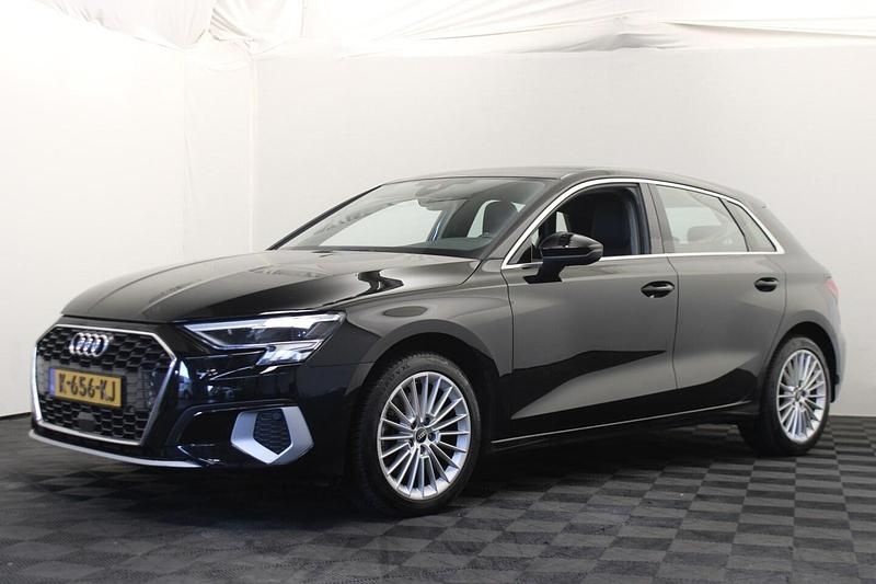 Occasion Audi A3 Sportback e-tron Business 2021 Zwart Hatchback
