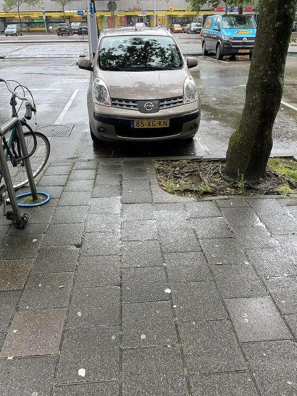 Bruin Gebruikt 2007 Nissan Note Acenta MPV | € 3.750 (Goede deal) - Afbeelding 1/4