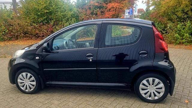 Occasion Peugeot 107 Access 68 PK (50 kW) 2012 Zwart Hatchback