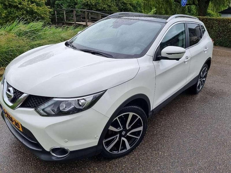 Occasion 2014 Nissan Qashqai Tekna SUV | € 10.869 (Super prijs) - Afbeelding 1/4