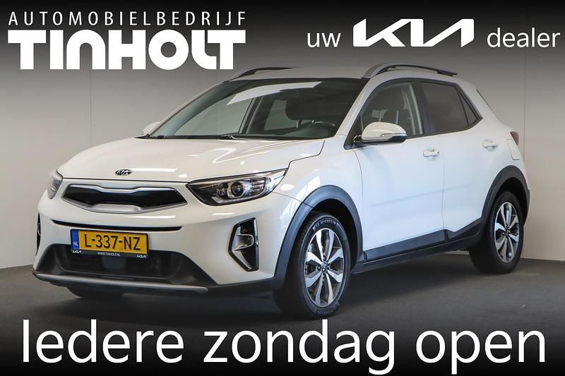 Wit Gebruikt 2021 Kia Stonic SUV | € 16.450 (Eerlijke prijs) - Afbeelding 1/4