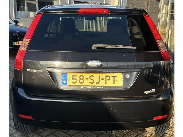 Occasion Ford Fiesta Futura 69 PK (50 kW) 2006 Zwart Hatchback